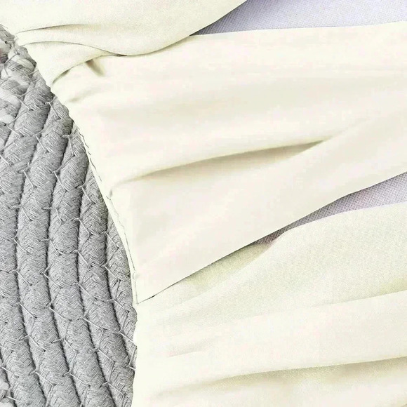 White Sexy Women's Hollow Out Solid Color Daily One-Piece Swimsuit - Picture 5 of 5